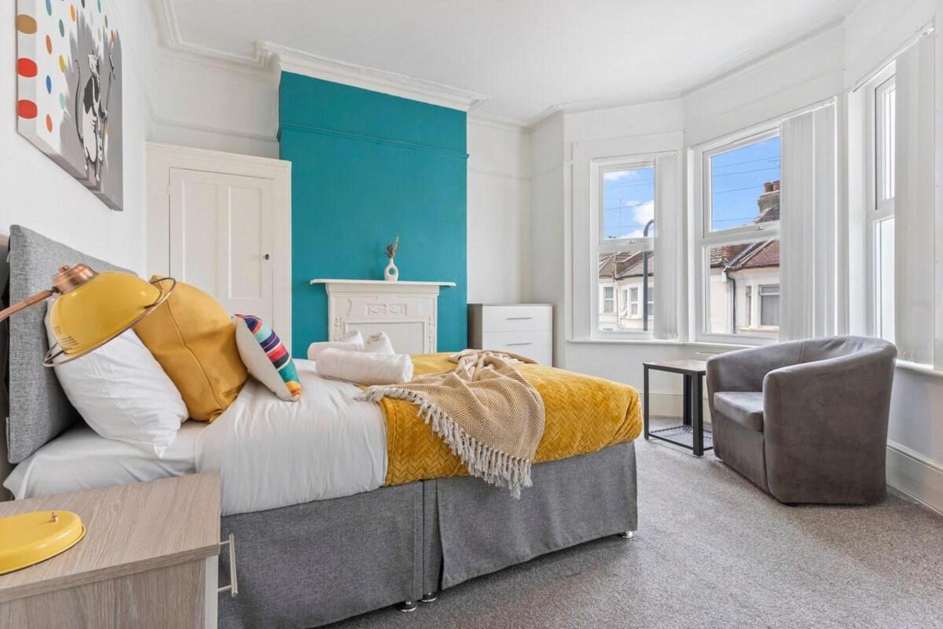 Hébergement de vacances Family Luxe House With 4 Bedrooms In Suitable For Family Visits, Contractor With Close Proximity To The Underground Station With 25mins Into